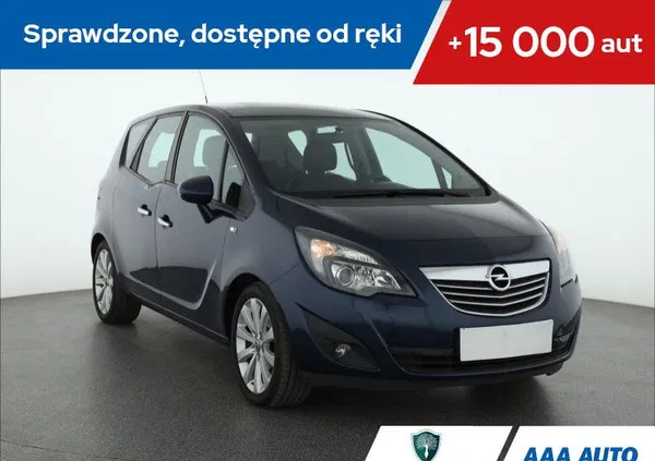 mazowieckie Opel Meriva cena 31000 przebieg: 143577, rok produkcji 2012 z Brwinów